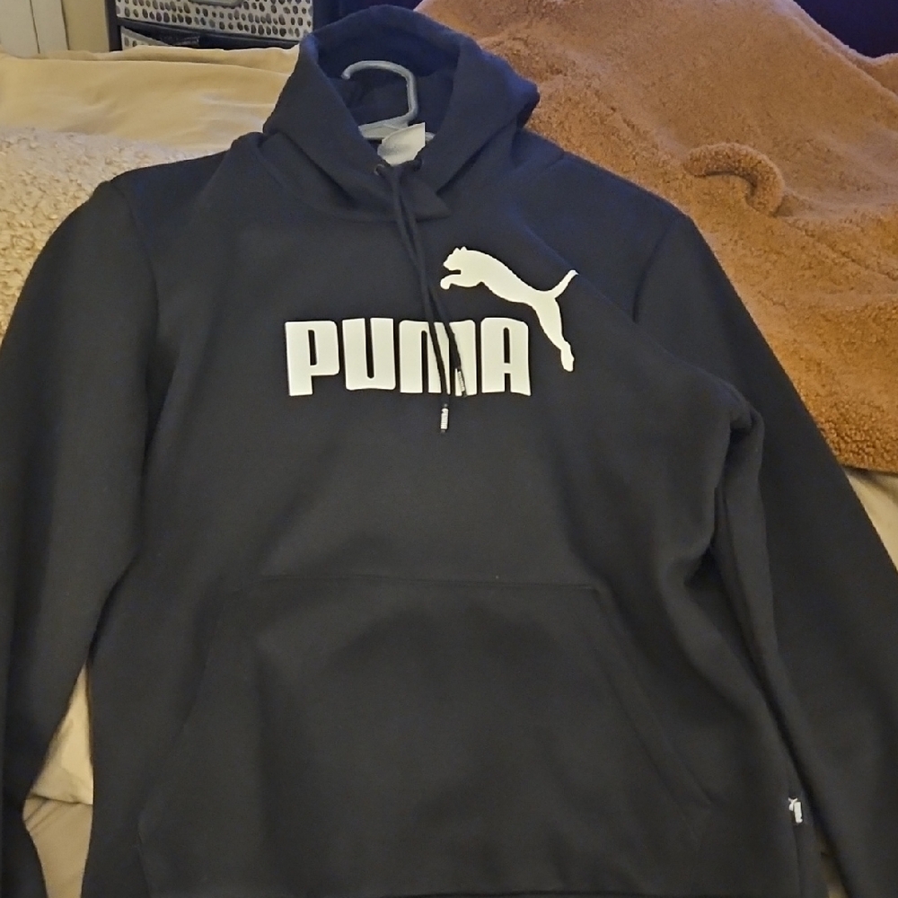 PUMA Men's Black Sweatshirt with White Logo